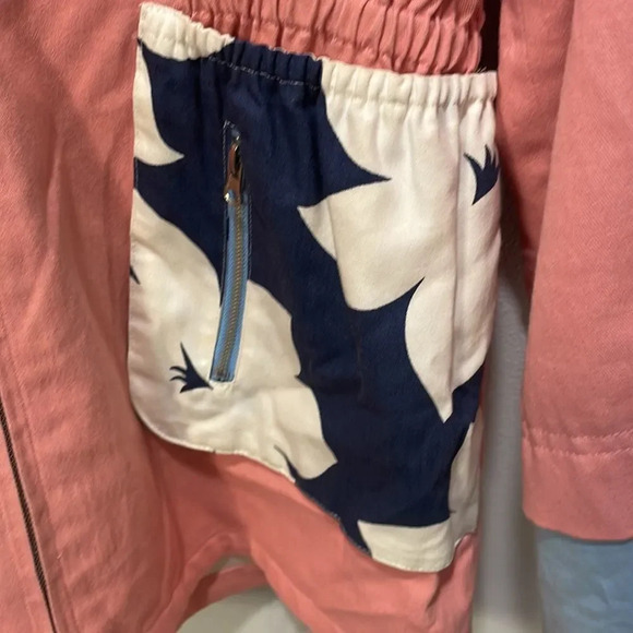 BCBG Maxazria runway pink jacket with flowers at the pockets - Picture 3 of 13